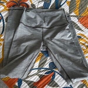 Lululemon Athletica wunder under